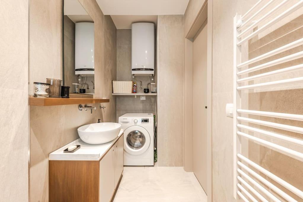 Luxury Seaview Apartament *