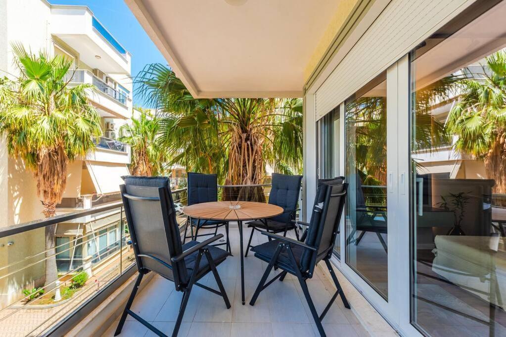 Luxury Seaview Apartament Wlora